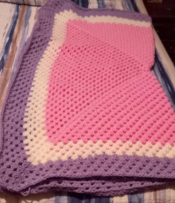 Crochet baby blanket