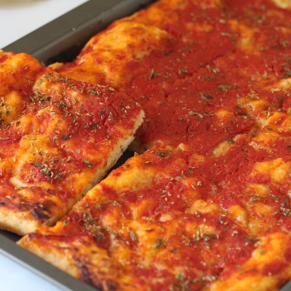 PIZZA AL POMODORO
