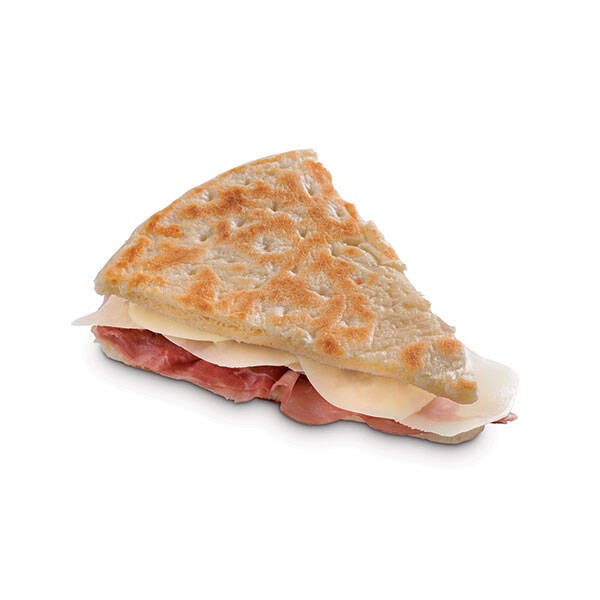 TORTA AL TESTO CON SALUMI E FORMAGGI