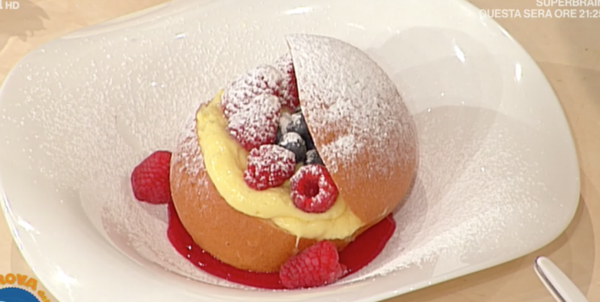 VENEZIANE ALLA CREMA E FRUTTI DI BOSCO