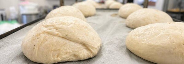 PANE BIANCHO VUOTO
