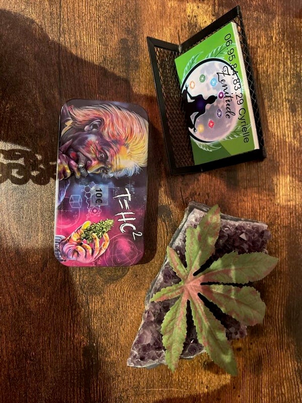 Boîte à WEED