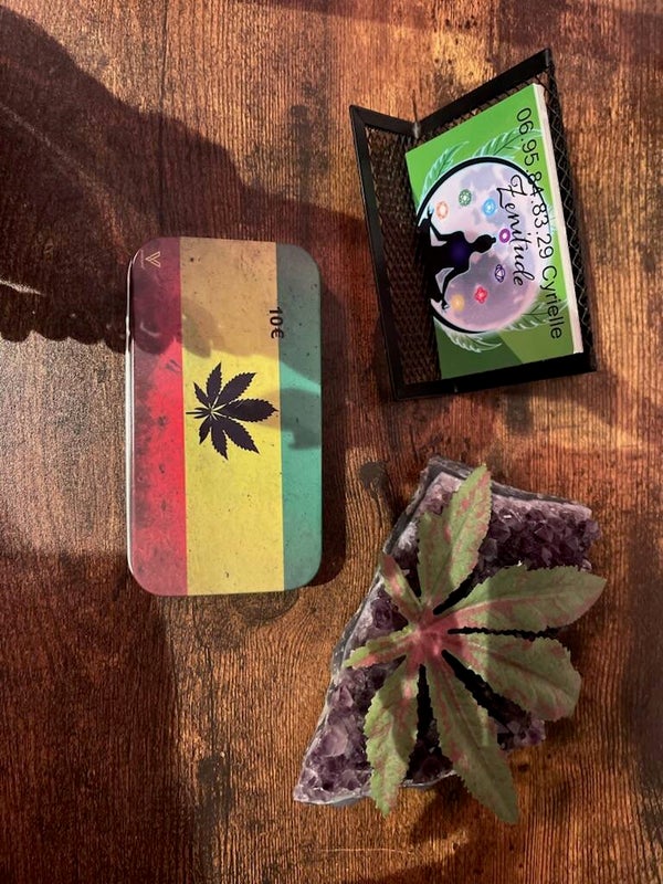 Boîte à WEED