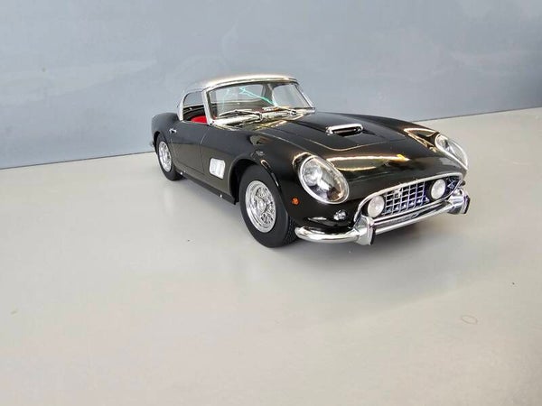 KK 1/18 Ferrari 250 GT California Spyder 1960 Black Silver Diecast Model Car