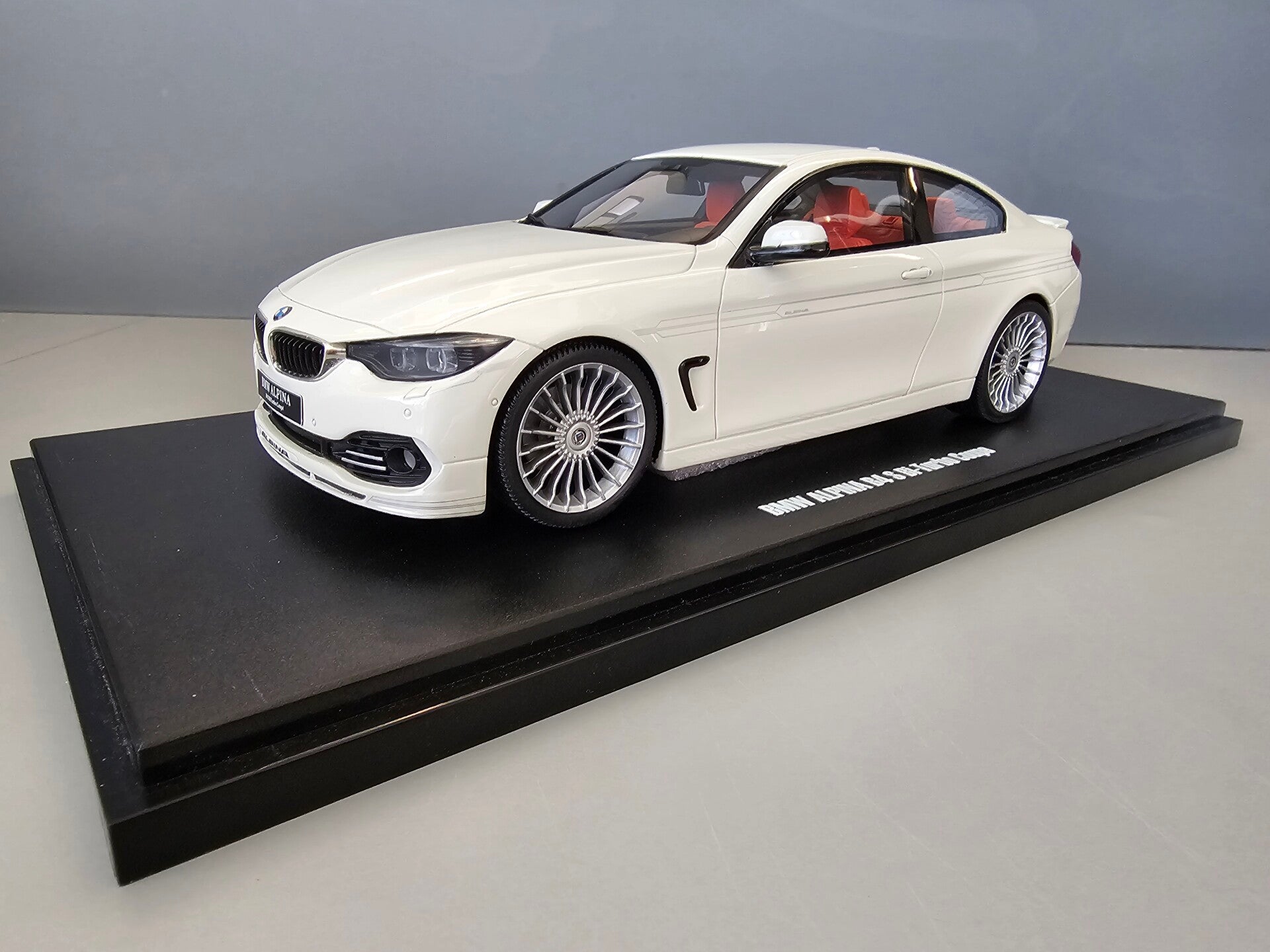 GT Spirit 1:18 BMW Alpina B4 Bi-turbo White 2014 (GT963) Limited Edition