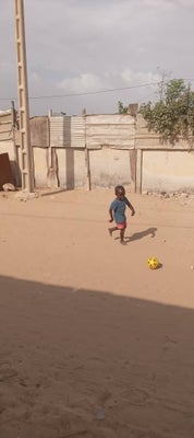 bebe-avec-ballon-standard.jpg