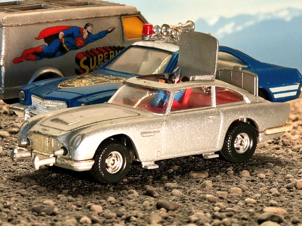 Corgi James Bond Aston Martin DB5