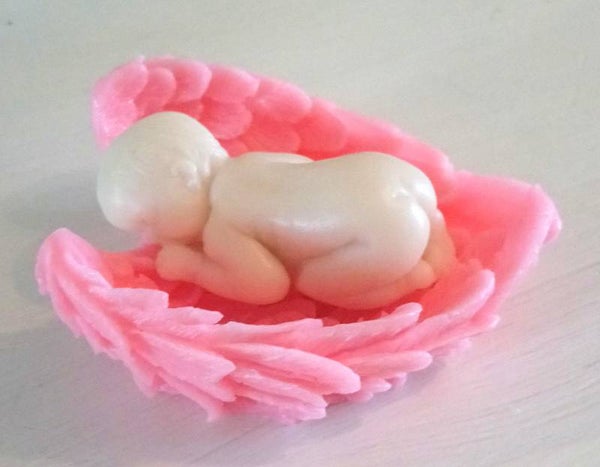 AANBIEDING Rose baby zeepje in engelenvleugel 055.