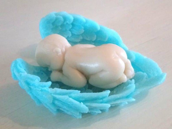 AANBIEDING Blauw baby zeepje in engelenvleugel 053.