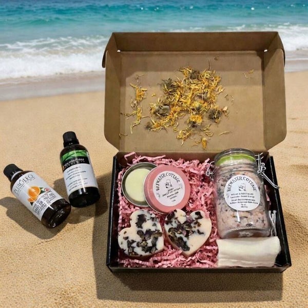 SPA GIFT BOX.. FREE SHIPPING .. FREE GIFT WRAP
