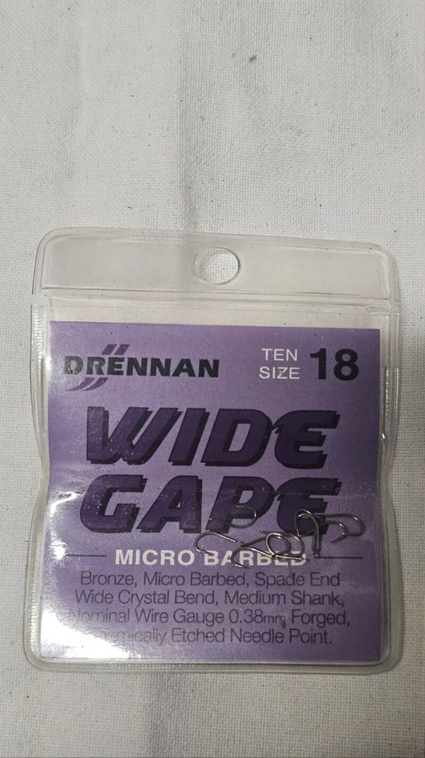 Brennan Wide Cape Hooks   Size 18