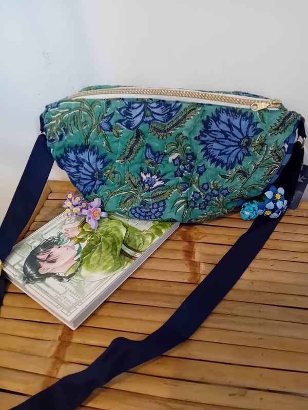 Petit sac léger demi lune "Indiennes"