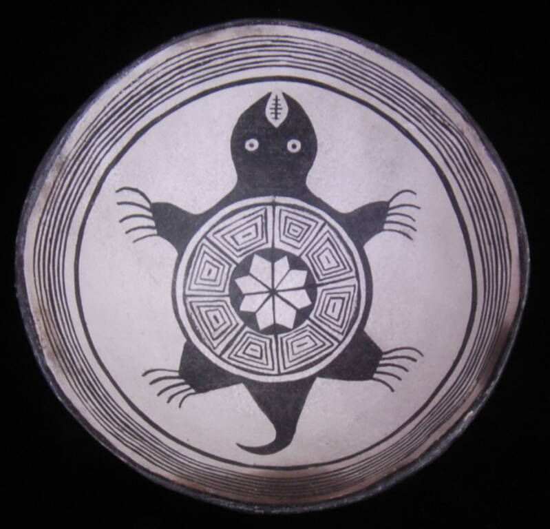 Anasazi Mimbres Turtle Bowl Replica