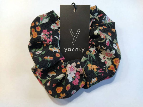 Maak je eigen scrunchie bloemen print
