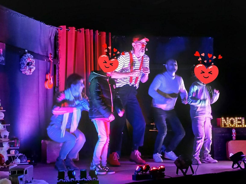 Version Noël du spectacle Crok dans ta pomme
