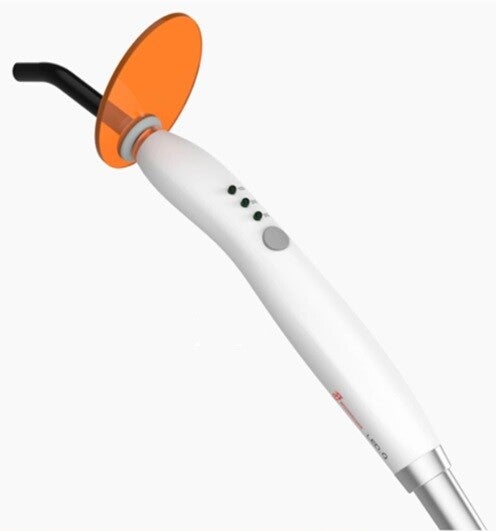 Woodpecker LED Q Curing Light - Installed To The Dental Chair