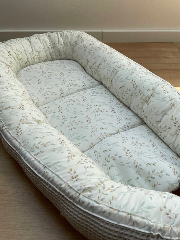 Nestchen  Beige/Weidenkätzchen
