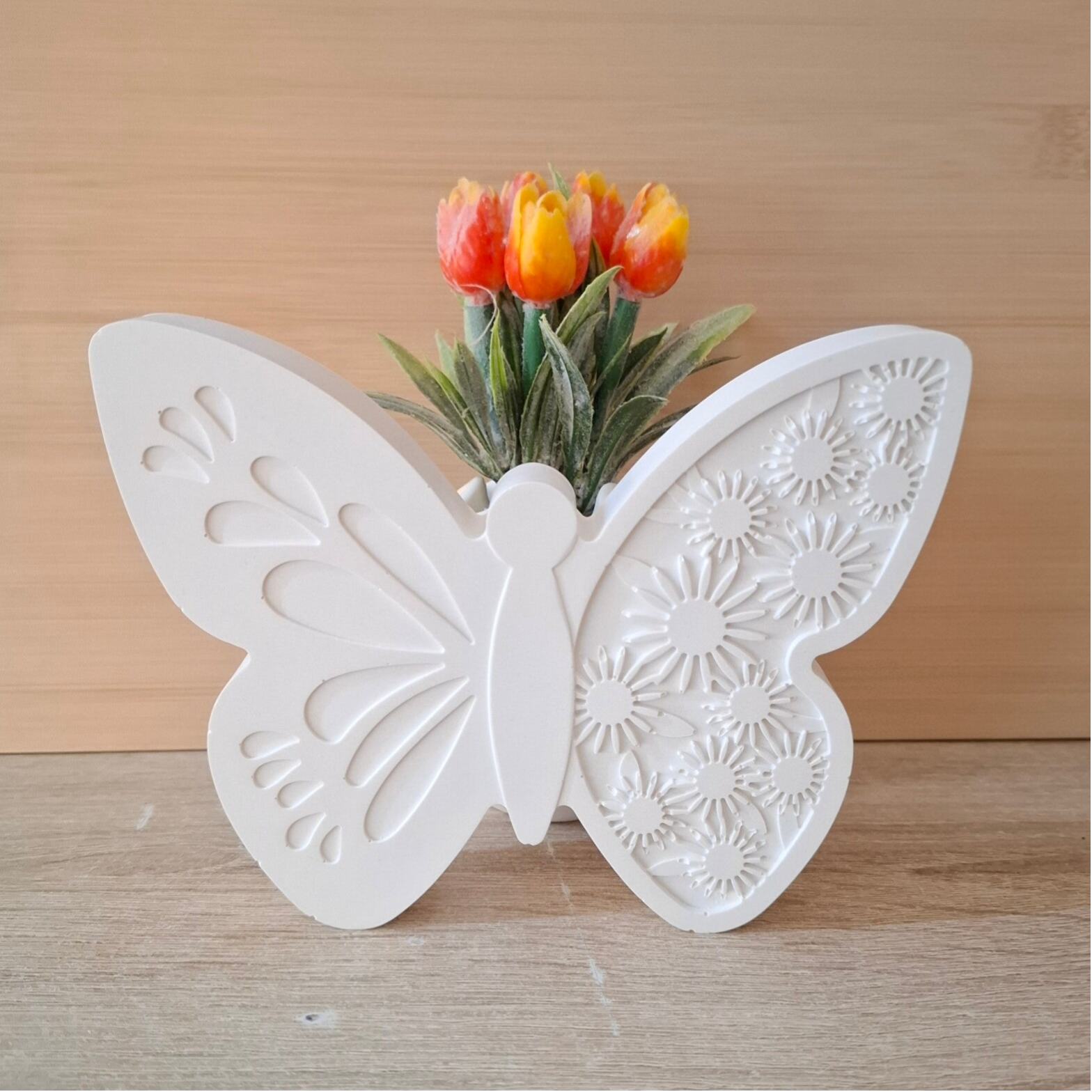 Schmetterling halbgemustert