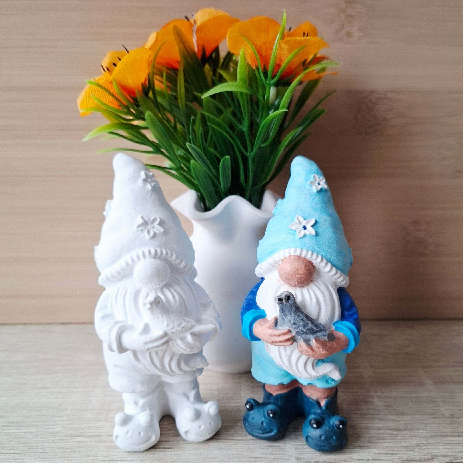 "Wichtel mit Vogerl"