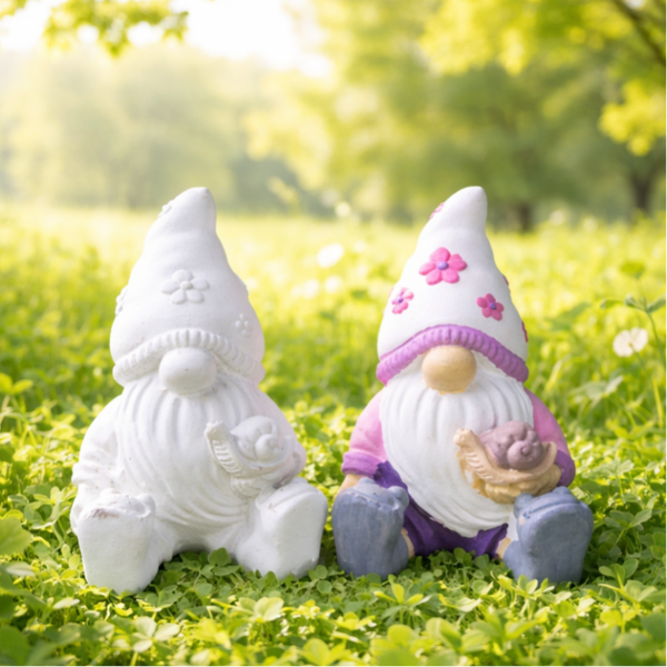 "Wichtel mit Schnecke"