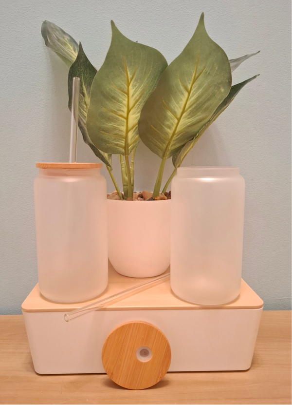 Glas satiniert mit Bambusdeckel und Strohhlam 550ml