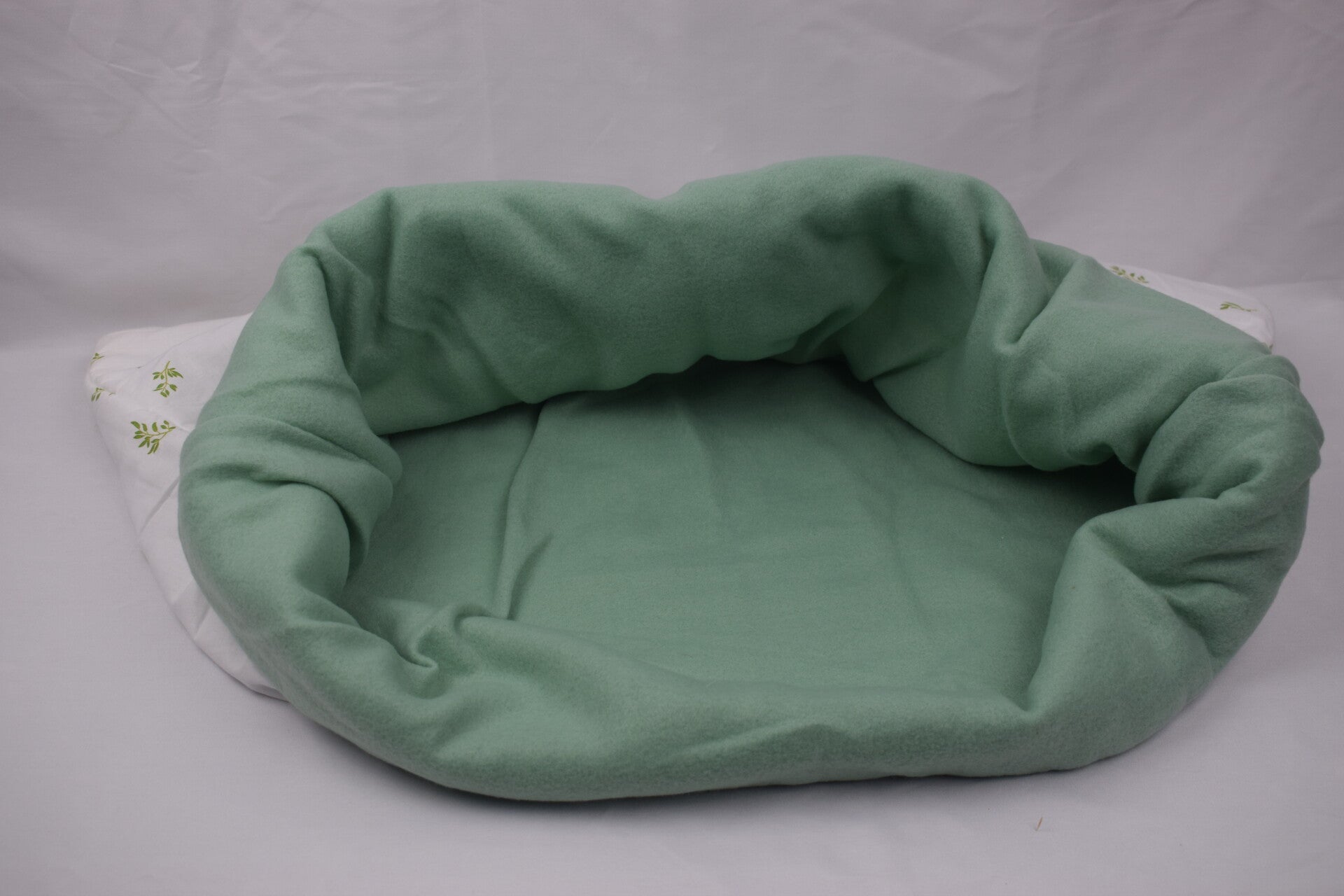 Pochette à poser feuilles vertes
