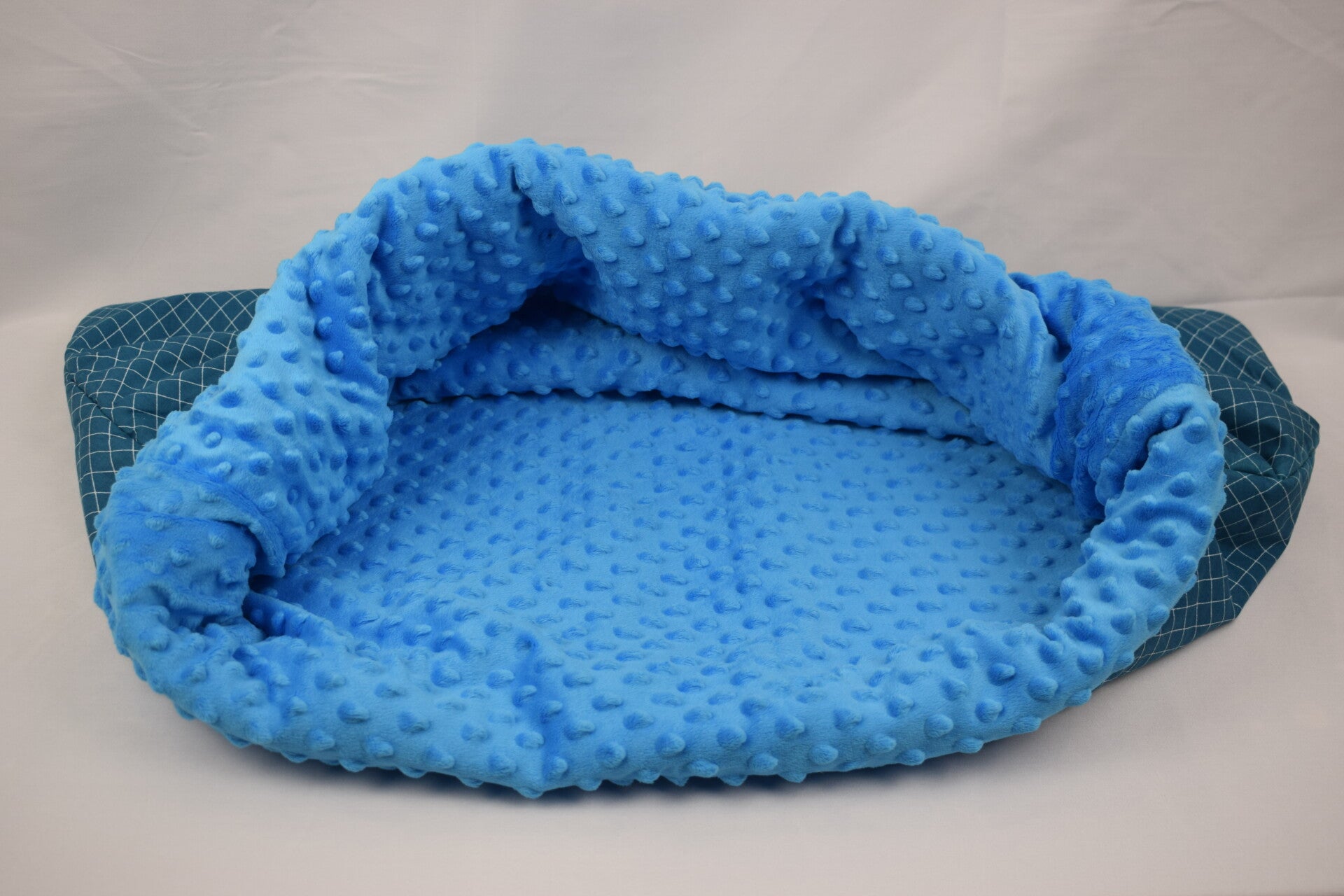 Pochette à poser losanges bleu clair