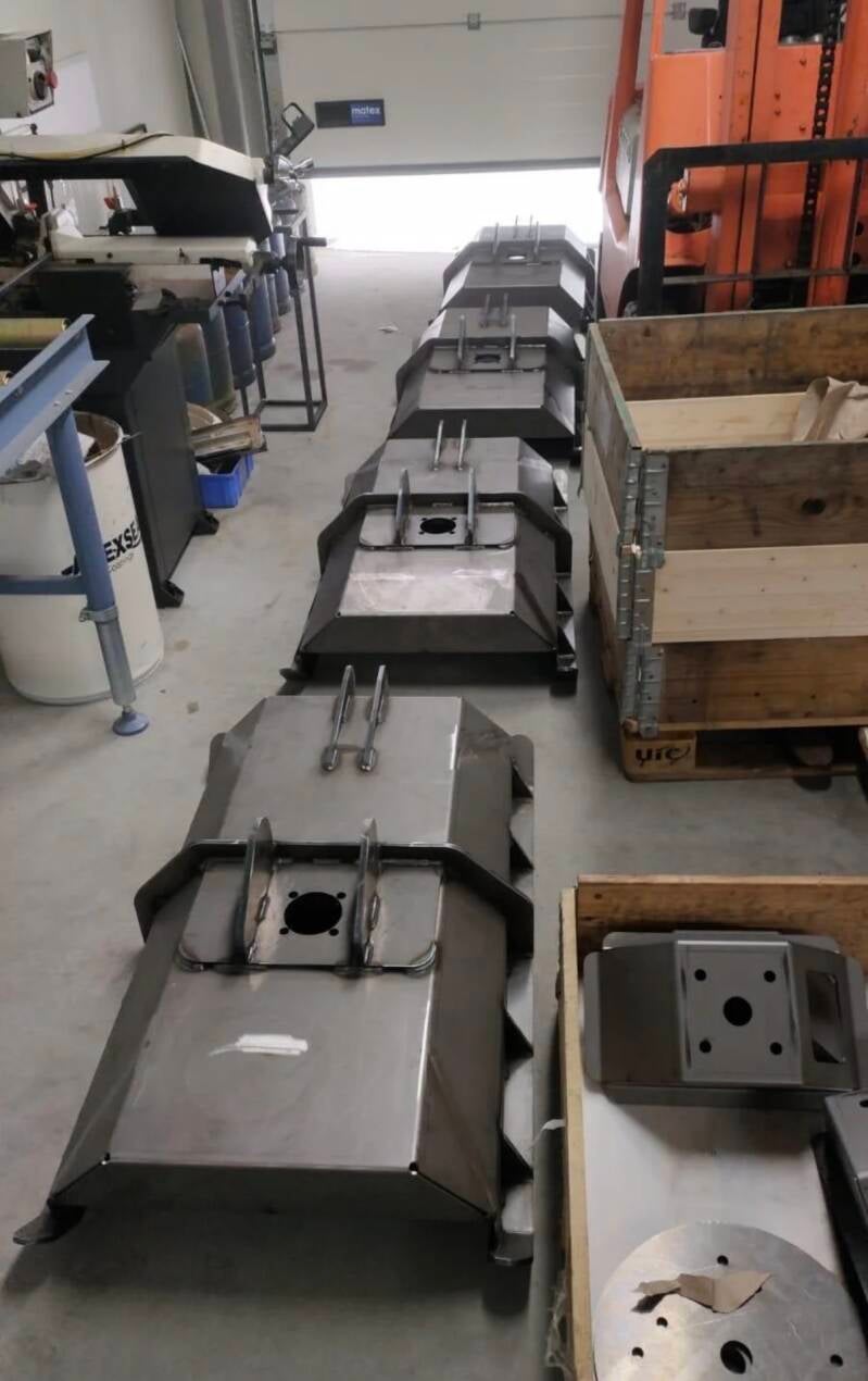 4x op maat gemaakt maaidek.