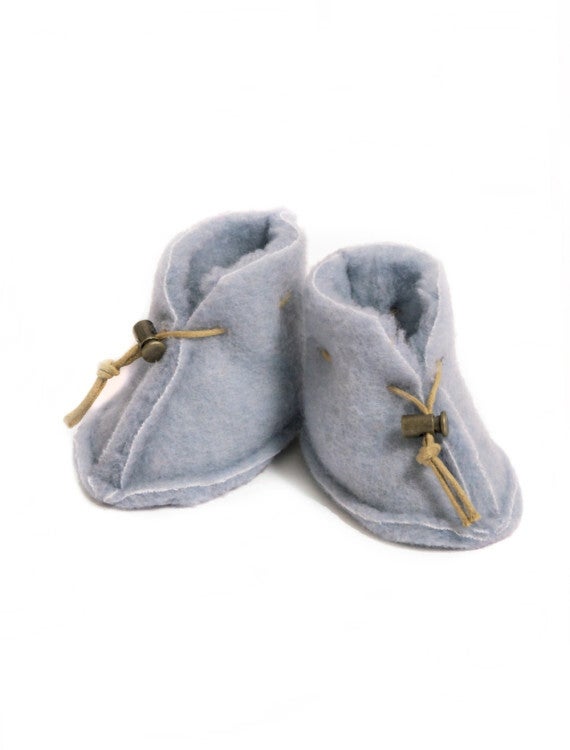Alwero: wollen babyslofjes icy blue