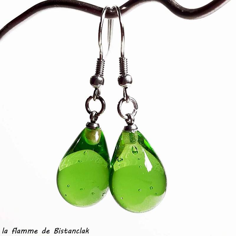 Boucles d'oreilles goutte filigrane mauve