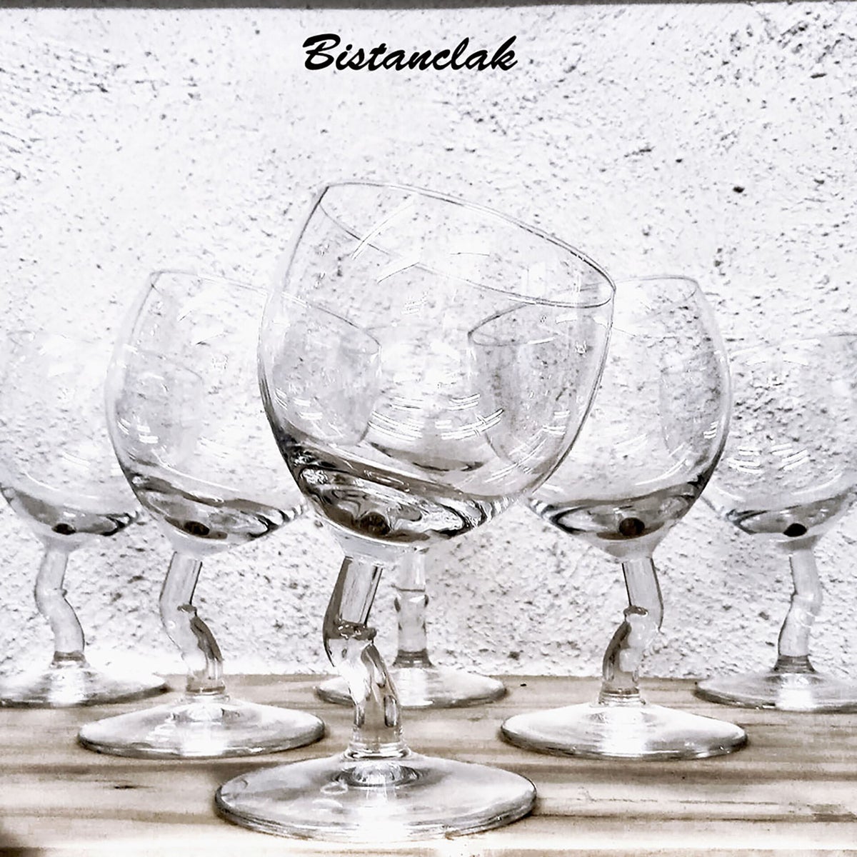 un lot de 6 verres vintage de couleur irisée · Het huis van mijn moeder un lot de 6 verres vintage de couleur irisée · Het huis van mijn moeder