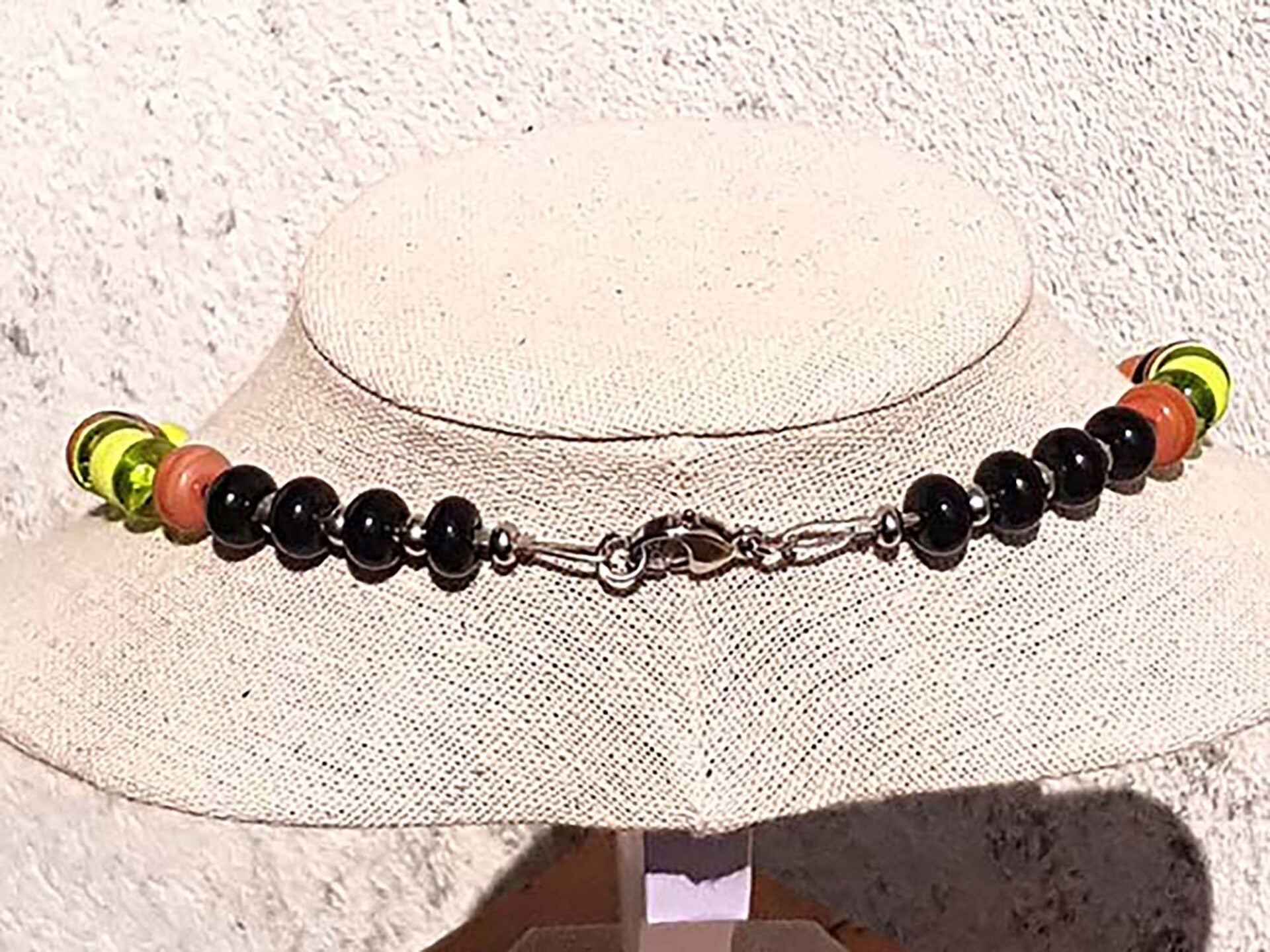Collier Ancien Brutaliste Avec Perles Et Cabochons En Verre - Occasion, Style Vintage