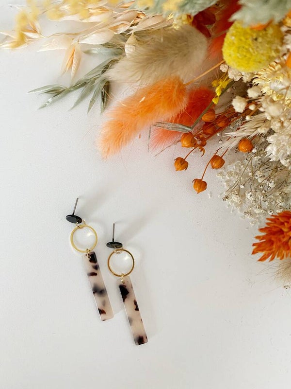 Kaili hangers