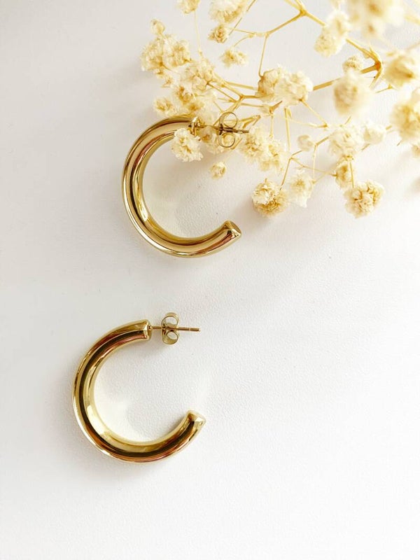 Lau | Half open hoops | Gold