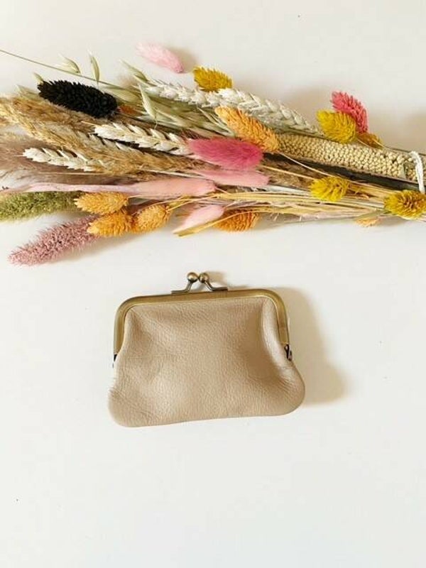 Lederen knip portemonnee beige