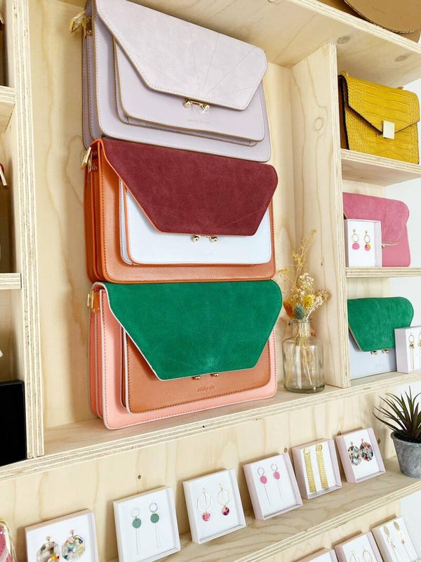 Grote schoudertas ton sur ton lila Sticky Sis