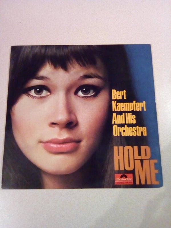 LP Bert Kaempfert And His Orchestra Hold Me