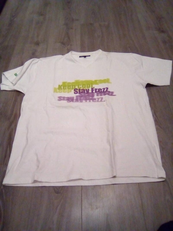 T'shirt best in town campina