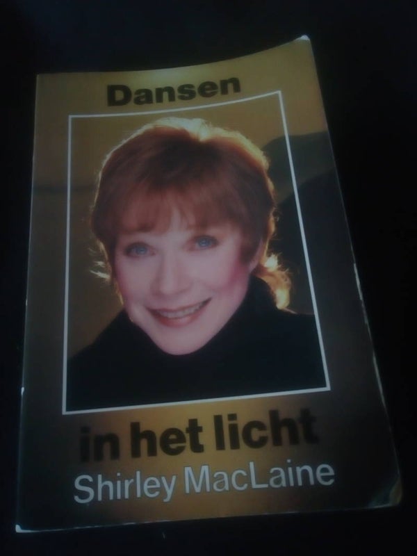 Shirley MacLaine - Dansen in het licht