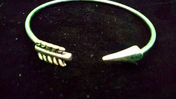 Armband open met pijl zilver