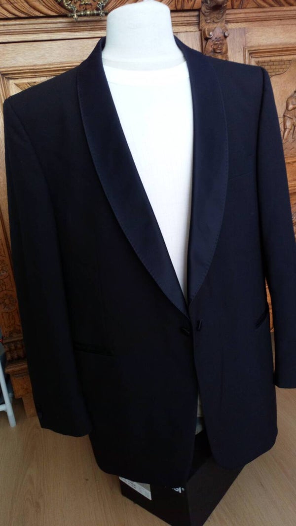 Smoking colbert Wilvorst maat 50 opgesneden rever classic line