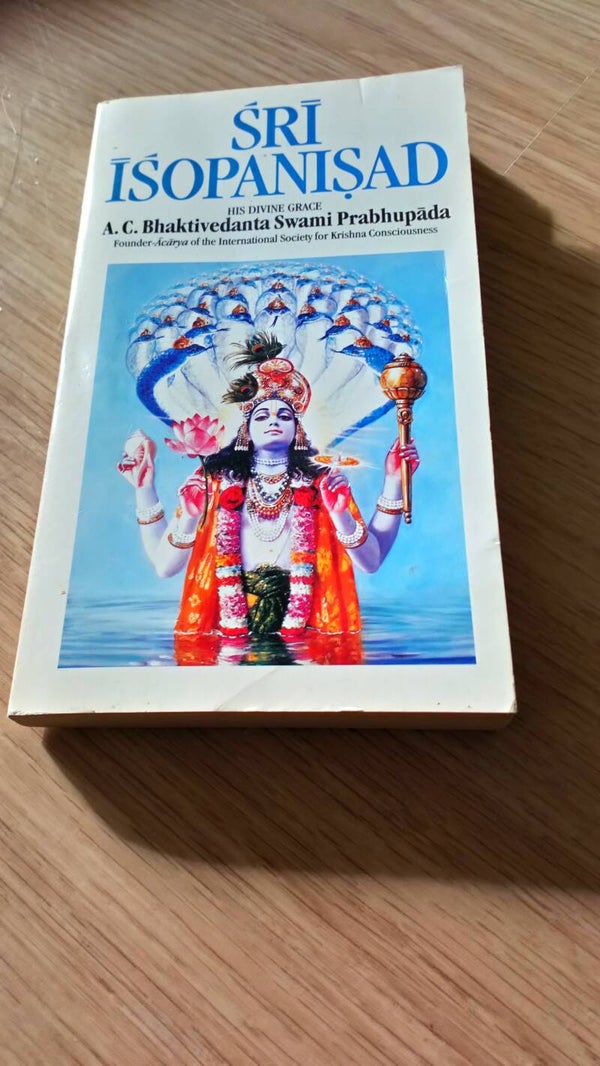 Sri Isopanisad (ENGLISH)