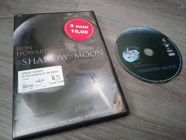 DVD In the shadow of the moon
