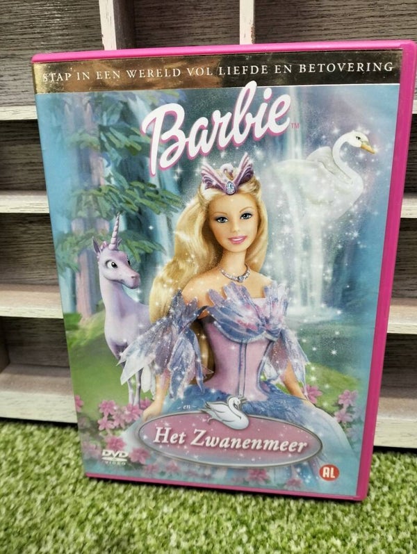 DVD Barbie het zwanenmeer