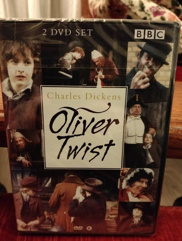DVD O- Oliver Twist