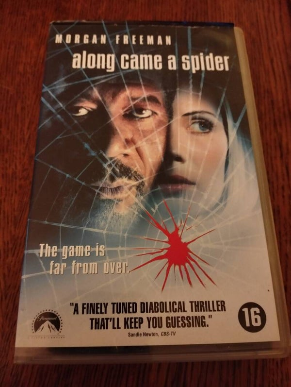 VHS videoband Along came a spider