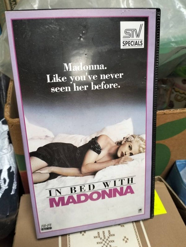 VHS videoband In bed with Madonna