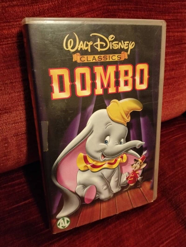 VHS videoband Dombo