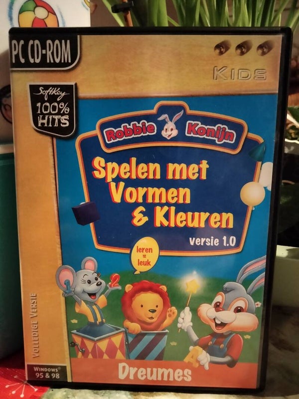 PC CD ROM - Robbie Konijn Spellen met vormen & kleuren