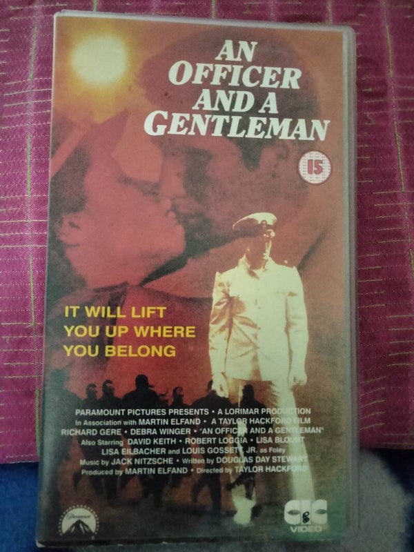 VHS videoband An officer and a gentleman